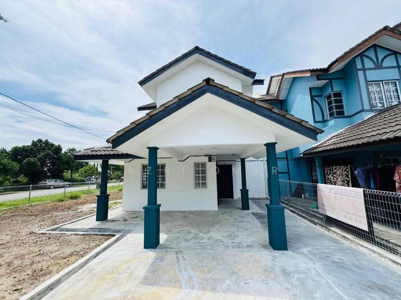 Rumah Teres 2-Tingkat untuk Dijual di Puncak Alam (Selangor) - Fazri Omar - Exterior - PropertyGuru.com.my
