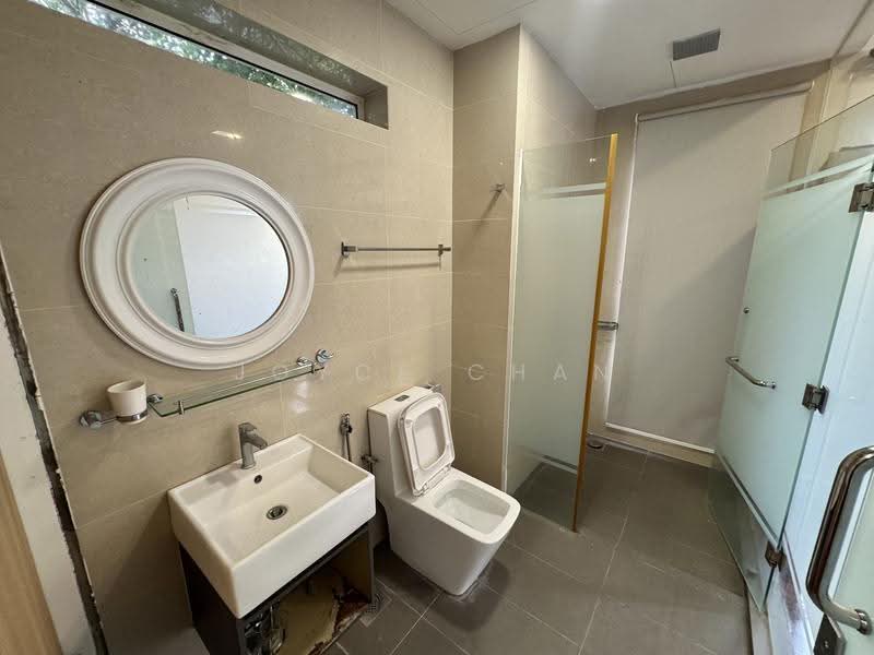 Rumah Banglo untuk Disewa di Lakefront Villa (Cyberjaya) - Joyce Chan - Bathroom - PropertyGuru.com.my
