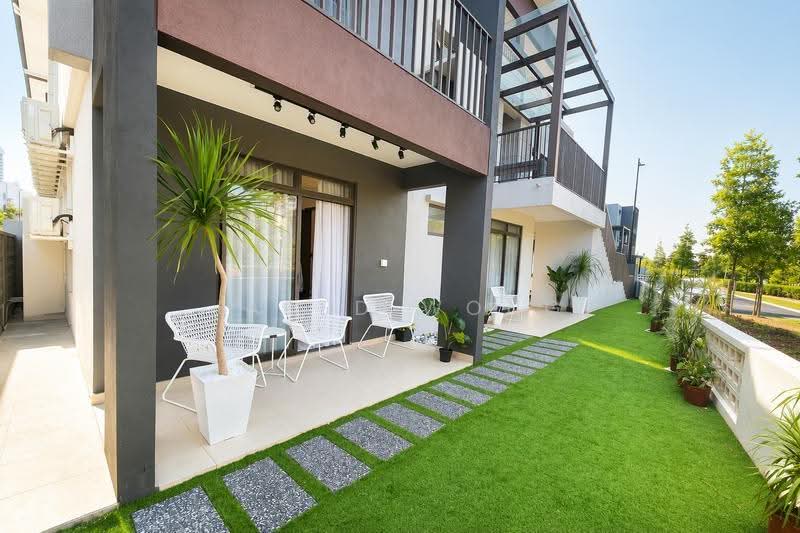 Rumah Berkembar untuk Disewa di Cyberjaya (Selangor) - Jared Wong - Exterior - PropertyGuru.com.my