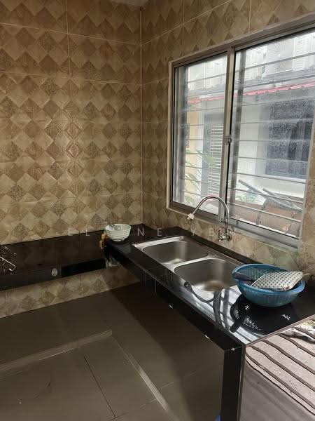 2-storey Terraced House for Sale in Taman Kok Lian (Jalan Kuching) - Elaine Yew - Kitchen - PropertyGuru.com.my