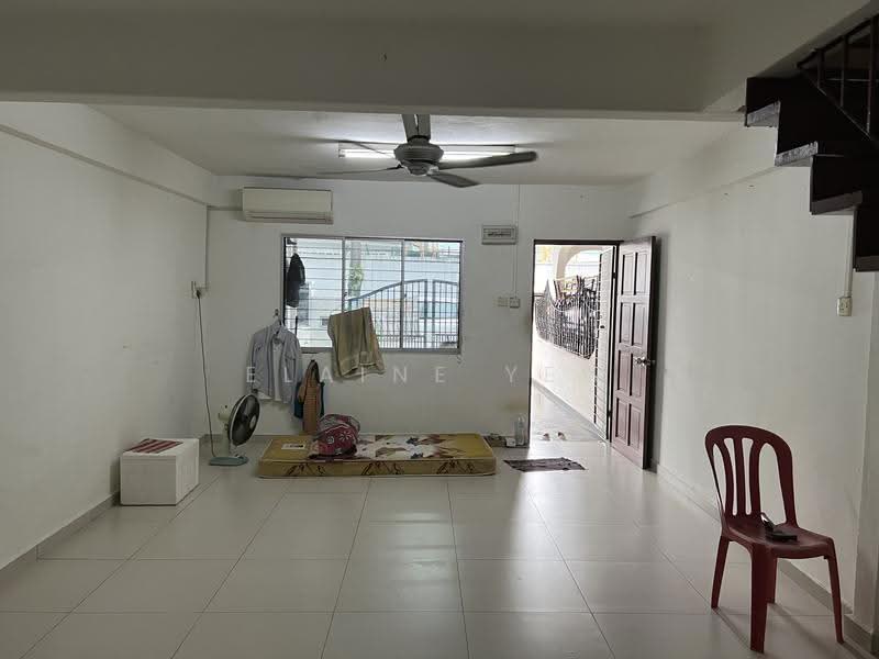 2-storey Terraced House for Sale in Taman Kok Lian (Jalan Kuching) - Elaine Yew - Living Room - PropertyGuru.com.my