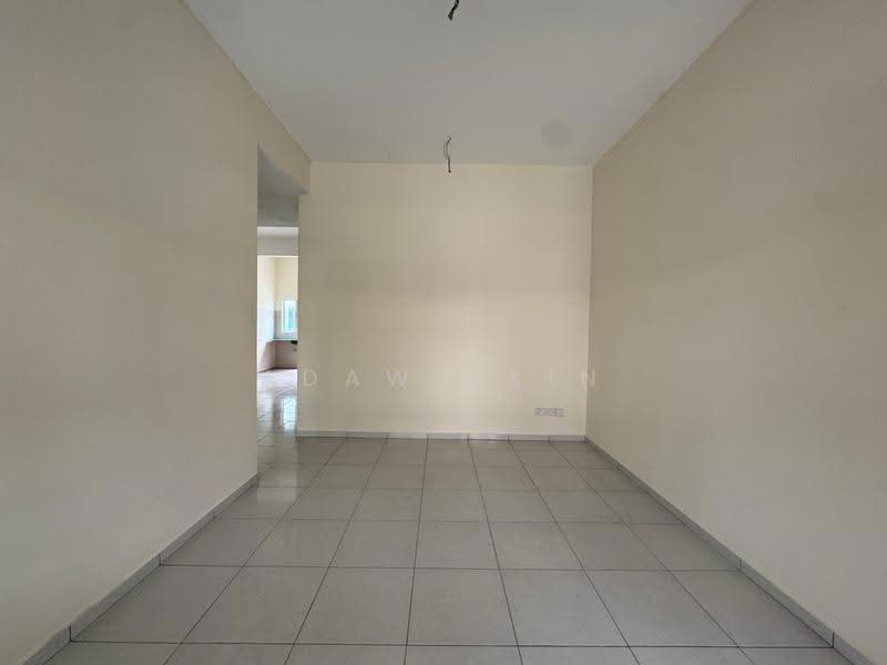 1-storey Terraced House for Sale in Taman Harmoni Utama (Shah Alam) - Adaw Zain - Interior - PropertyGuru.com.my