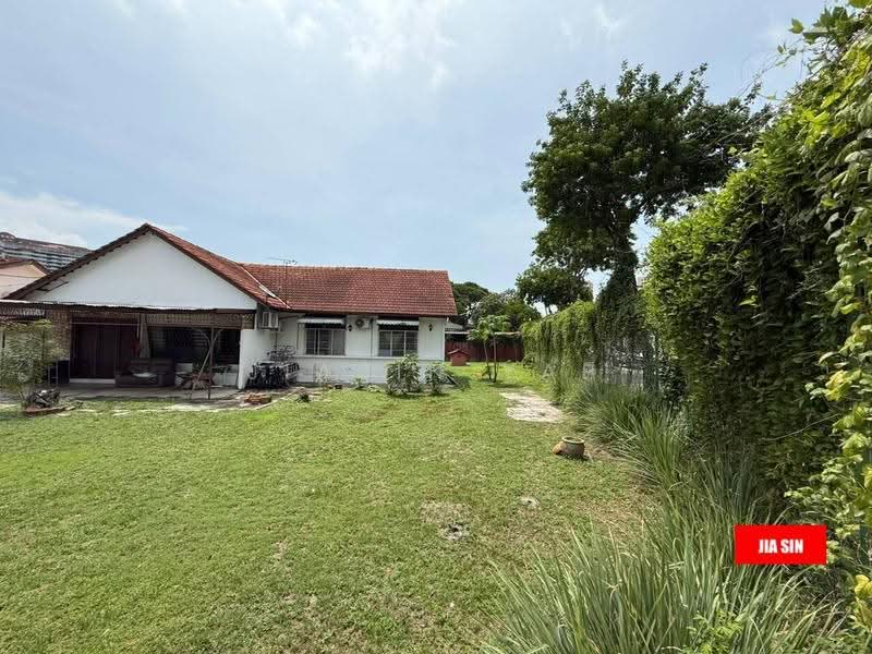 Semi-Detached House for Rent in Taman Green Lane (Jelutong) - Jiasin Yap - Exterior - PropertyGuru.com.my