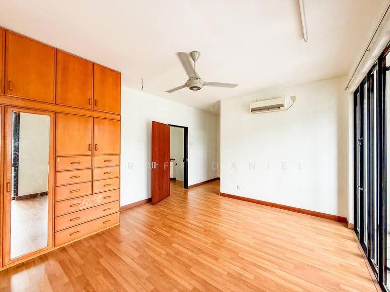 2-storey Terraced House for Sale in Denai Alam (Shah Alam) - Ashraff Daniel - Bedroom - PropertyGuru.com.my
