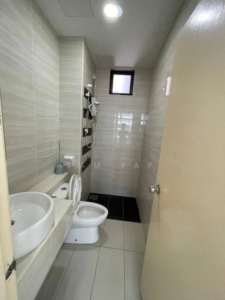 Service Residence for Rent at D'Summit Residences - Sam Yap - Bathroom - PropertyGuru.com.my