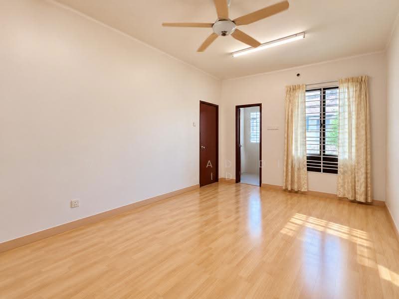 2-storey Terraced House for Sale in Denai Alam (Shah Alam) - Mohammad Din Majid - Interior - PropertyGuru.com.my