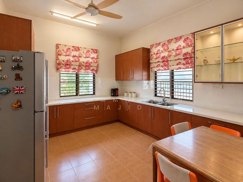 2-storey Terraced House for Sale in Denai Alam (Shah Alam) - Mohammad Din Majid - Kitchen - PropertyGuru.com.my