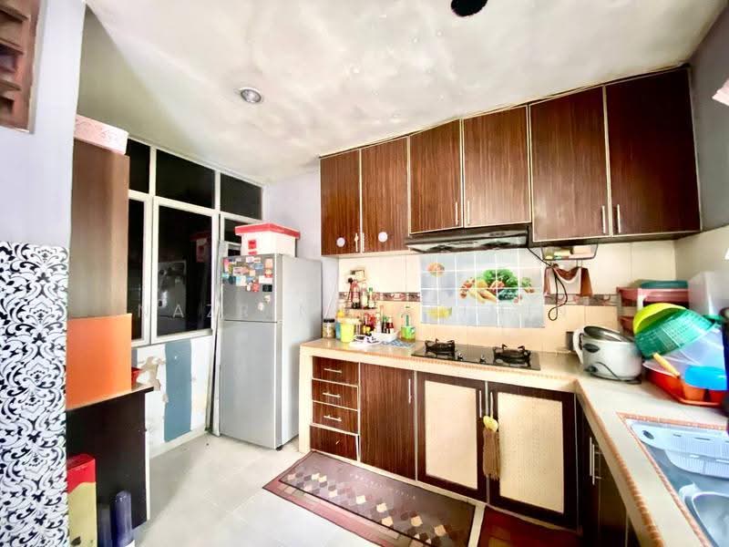 Rumah Teres untuk Dijual di Bukit Beruntung (Selangor) - Nazrin Hakimin - Kitchen - PropertyGuru.com.my