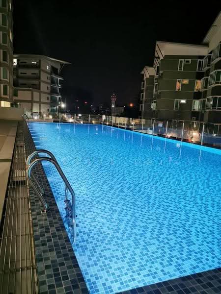 Condominium for Sale at The Fifth Ryegates - Leslie Loi - Pool - PropertyGuru.com.my