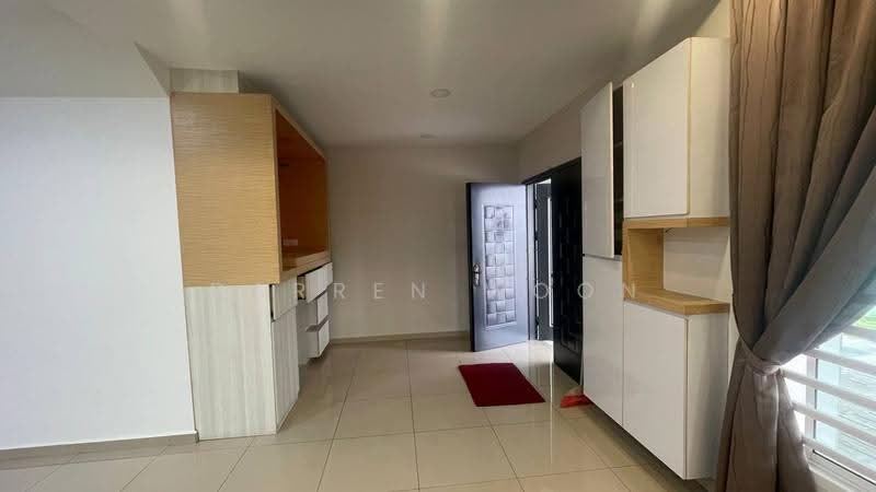 Cluster House for Rent in Flora Ville (Skudai) - Darren Woon - Entrance - PropertyGuru.com.my