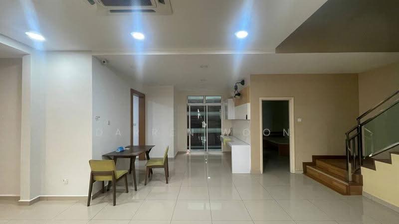 Cluster House for Rent in Flora Ville (Skudai) - Darren Woon - Living Room - PropertyGuru.com.my