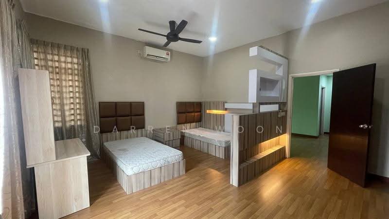 Cluster House for Rent in Flora Ville (Skudai) - Darren Woon - Bedroom - PropertyGuru.com.my