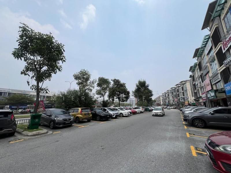 Shop / Office for Sale in Setia Alam (Selangor) - Amierul Hafizie - Exterior - PropertyGuru.com.my