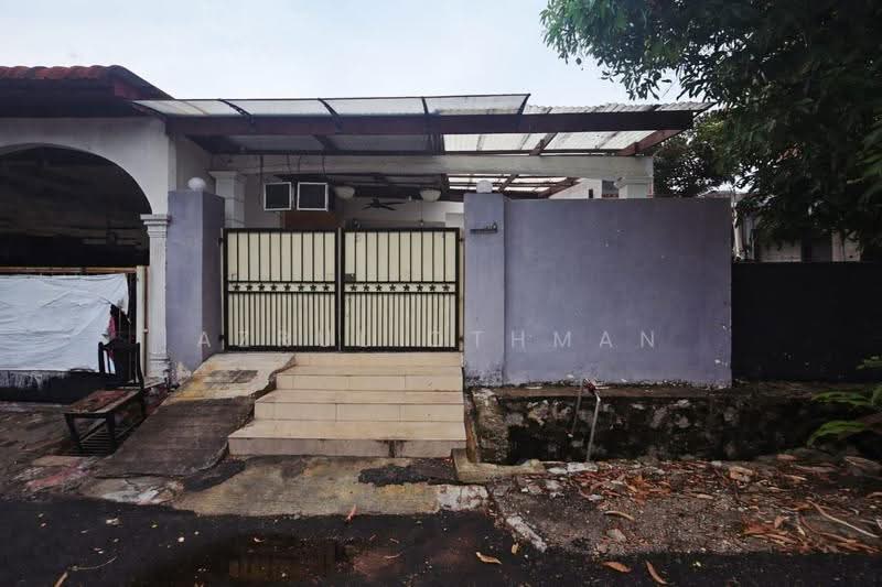 Rumah Teres 1-Tingkat untuk Dijual di Taman Kobena (Senawang) - Azrul Othman - Exterior - PropertyGuru.com.my