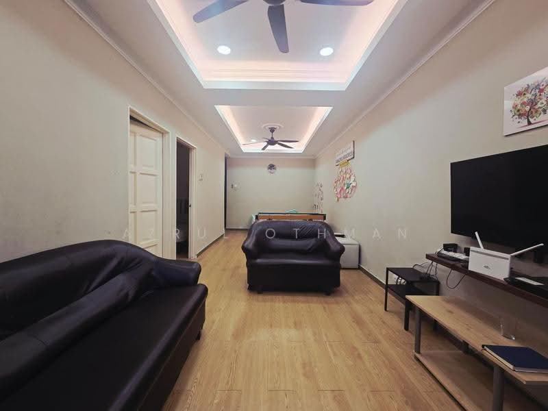 Rumah Teres 1-Tingkat untuk Dijual di Taman Kobena (Senawang) - Azrul Othman - Living Room - PropertyGuru.com.my