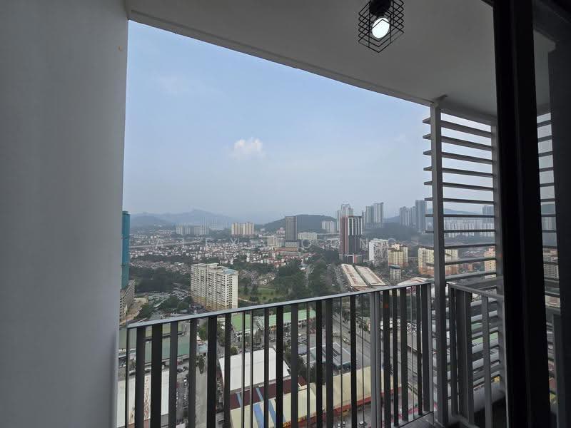 Kediaman Servis untuk Disewa di M Astra - Alex Foong - Balcony - PropertyGuru.com.my
