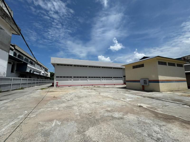 Warehouse for Rent in Bayan Lepas (Penang) - Max Ng - Exterior - PropertyGuru.com.my