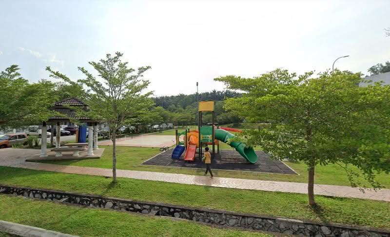 Townhouse for Sale in Semenyih (Selangor) - Fifi Natasya - Exterior - PropertyGuru.com.my