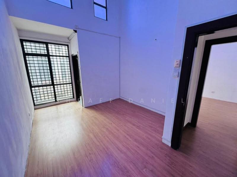2-storey Terraced House for Sale in Laman Glenmarie (Shah Alam) - Ashraff Daniel - PropertyGuru.com.my