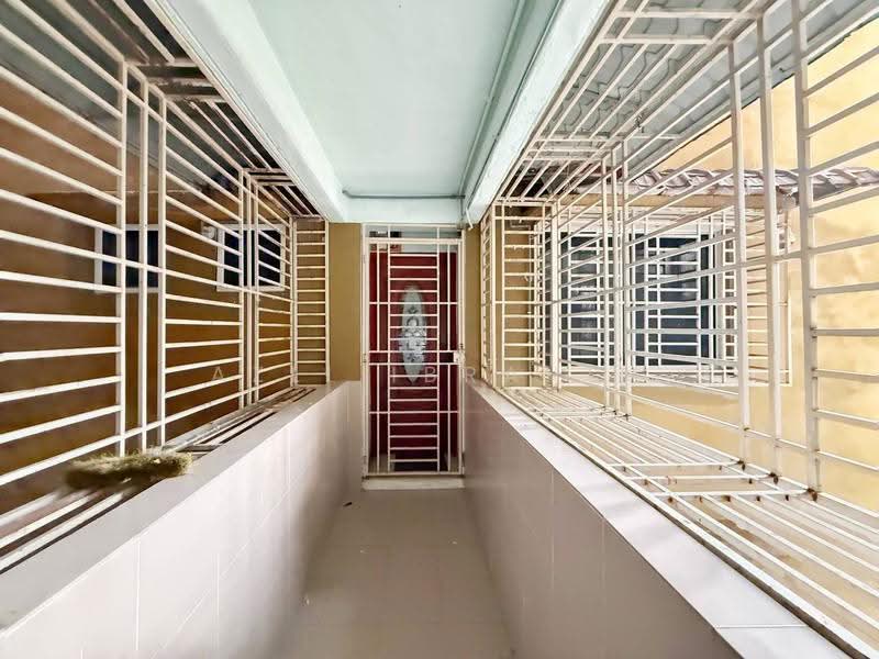Pangsapuri untuk Dijual di Dahlia Apartment - Azli Ibrahim - Exterior - PropertyGuru.com.my