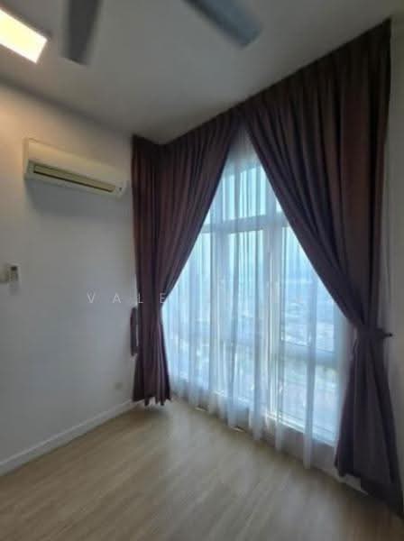 Kondominium untuk Dijual di Damansara Foresta - Valerie Ng - Living Room - PropertyGuru.com.my