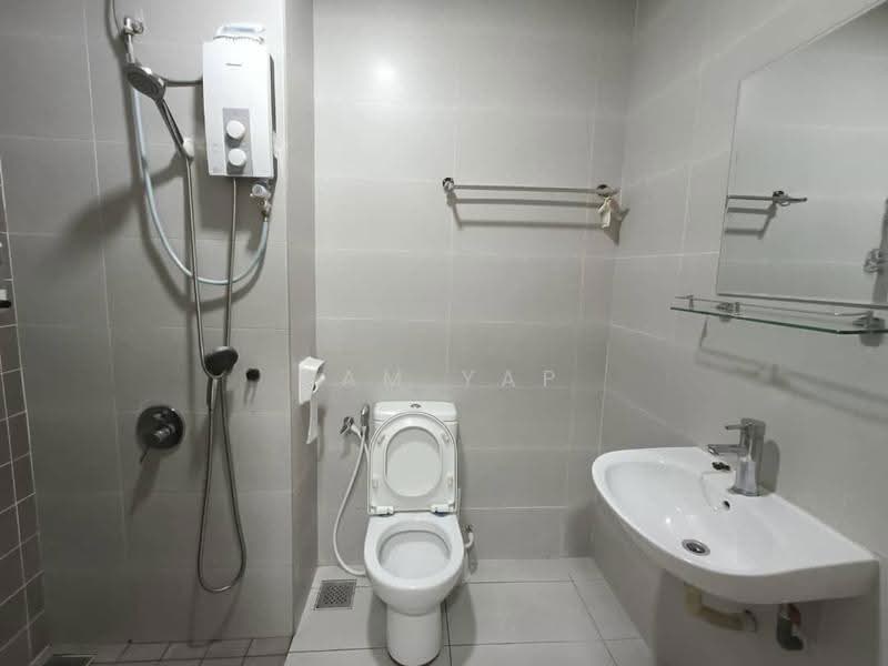 Kondominium untuk Disewa di PARC Regency (Residensi Masai) - Sam Yap - Bathroom - PropertyGuru.com.my