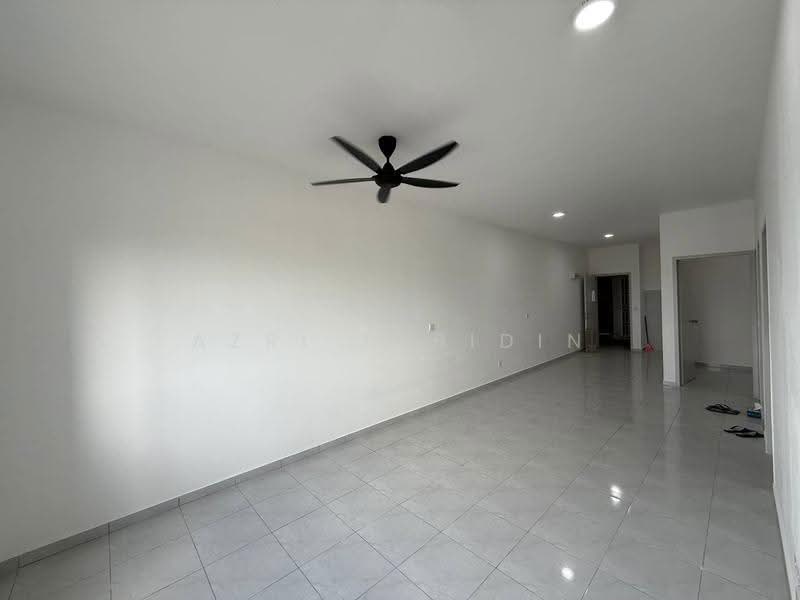 Pangsapuri untuk Disewa di PANGSAPURI IRINA - Azri Zabidin - Living Room - PropertyGuru.com.my