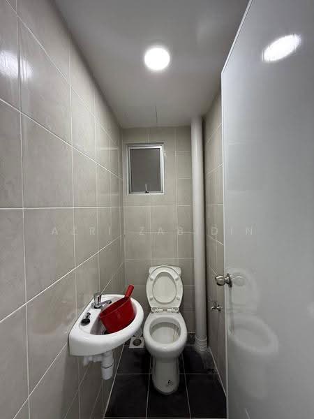 Pangsapuri untuk Disewa di PANGSAPURI IRINA - Azri Zabidin - Bathroom - PropertyGuru.com.my