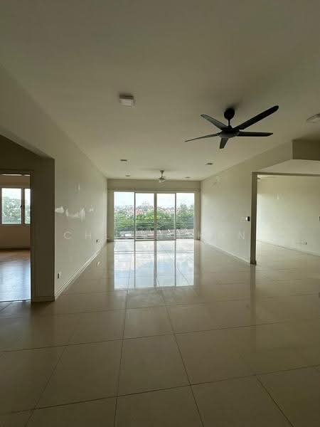 Kondominium untuk Dijual di Casa Green Condominium - Chloe Chan - Living Room - PropertyGuru.com.my