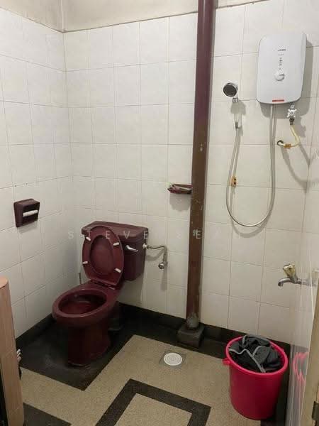 Terraced House for Rent in Taman Tasek (Johor Bahru) - Steve Seah - Bathroom - PropertyGuru.com.my