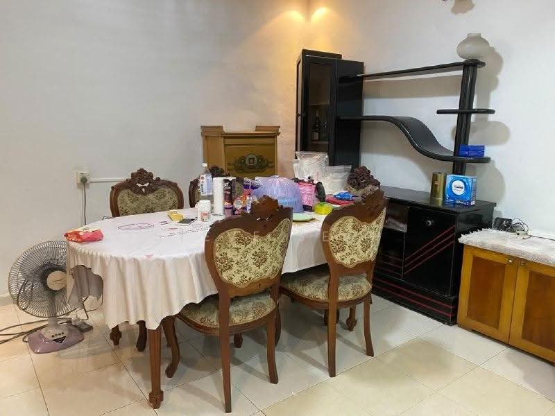 Terraced House for Rent in Taman Tasek (Johor Bahru) - Steve Seah - Dining Room - PropertyGuru.com.my