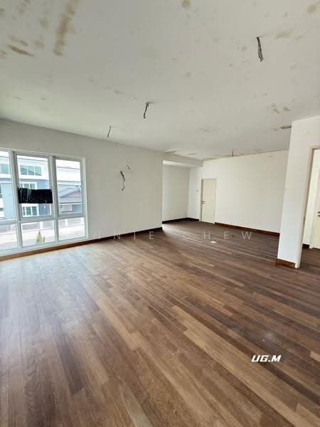 Bungalow House for Sale in Klang (Selangor) - Jennie Chew - Living Room - PropertyGuru.com.my