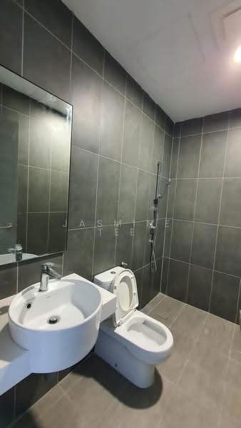 Kediaman Servis untuk Disewa di Astoria Ampang - Jasmine Tee - Bathroom - PropertyGuru.com.my