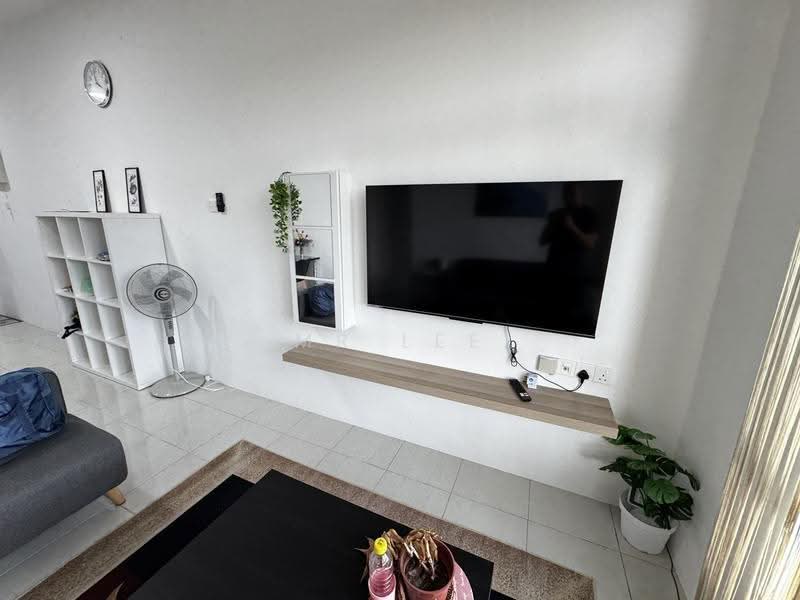 Kondominium untuk Dijual di The Anderson - Mr Lee - Living Room - PropertyGuru.com.my