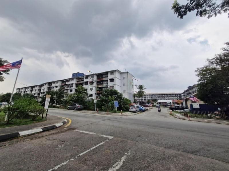 Flat for Sale at Perumahan Awam Seri Langkawi 1 - Azzad Zarull - Exterior - PropertyGuru.com.my