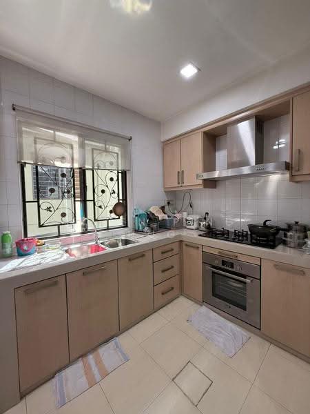 Rumah Teres untuk Dijual di Desa Parkcity (Kuala Lumpur) - Chien Ping Ung - Kitchen - PropertyGuru.com.my