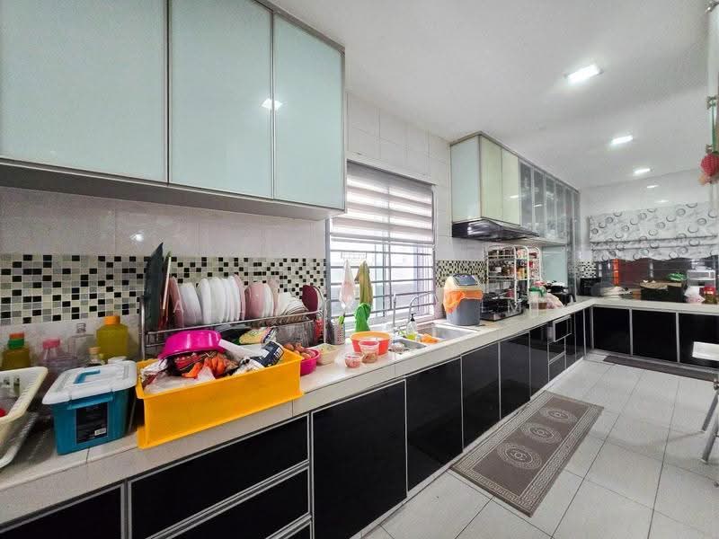 Rumah Berkembar untuk Dijual di Taman Saujana Emas (Kajang) - Azli Ibrahim - Kitchen - PropertyGuru.com.my