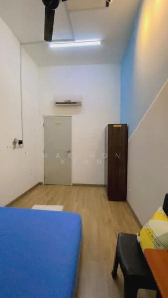 Kondominium untuk Disewa di The Greens (Residensi Hijauan) @ Subang West - Mak Hon Kean - Bedroom - PropertyGuru.com.my
