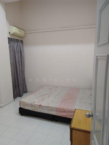 Condominium for Sale at Straits Court - Angie Ng - Bedroom - PropertyGuru.com.my