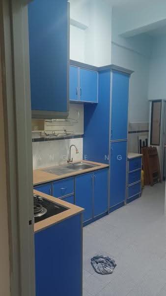Condominium for Sale at Straits Court - Angie Ng - Kitchen - PropertyGuru.com.my