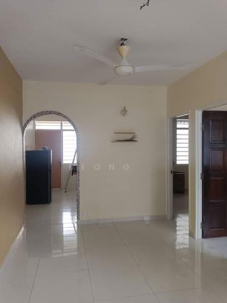 Apartment for Rent at Kimsar Apartment - Leong . - Living Room - PropertyGuru.com.my