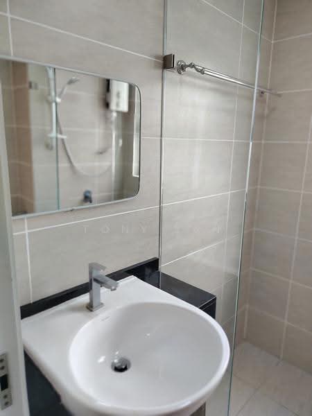 Kediaman Servis untuk Disewa di Maisson - Tony Tan - Bathroom - PropertyGuru.com.my