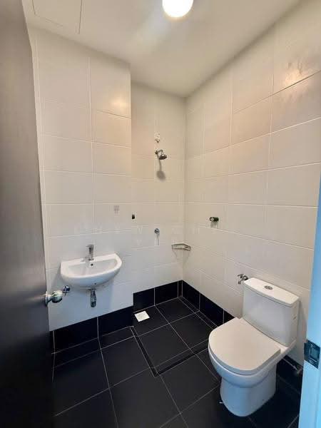 Rumah Teres 2-Tingkat untuk Disewa di Bukit Indah 2 (Iskandar Puteri (Nusajaya)) - Chew Chee Yee - Bathroom - PropertyGuru.com.my