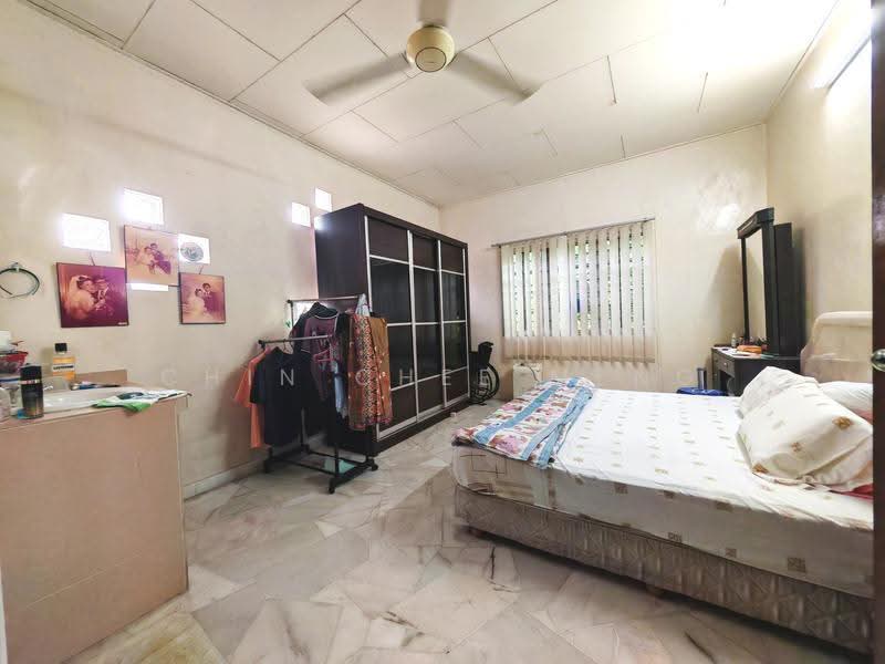 2-storey Terraced House for Sale in Taman Megah (Cheras) - Chin Chee Meng - Bedroom - PropertyGuru.com.my