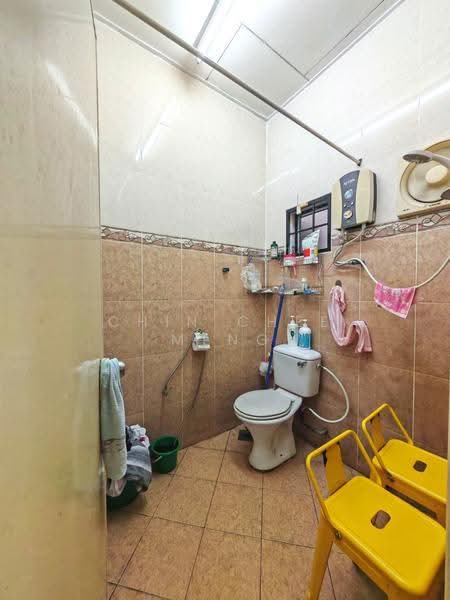 2-storey Terraced House for Sale in Taman Megah (Cheras) - Chin Chee Meng - Bathroom - PropertyGuru.com.my