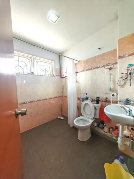 2-storey Terraced House for Sale in Taman Megah (Cheras) - Chin Chee Meng - Bathroom - PropertyGuru.com.my