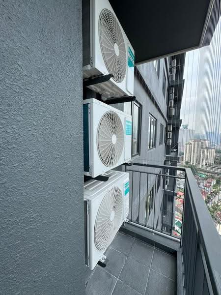 Pangsapuri untuk Disewa di Residensi Max - Jie Hoh - Balcony - PropertyGuru.com.my