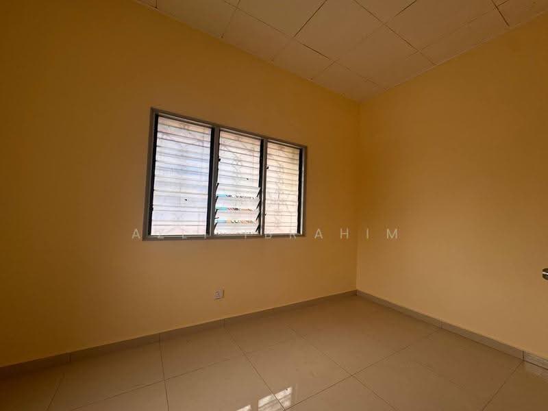 Rumah Teres 2-Tingkat untuk Dijual di SS1 (Petaling Jaya) - Azli Ibrahim - PropertyGuru.com.my