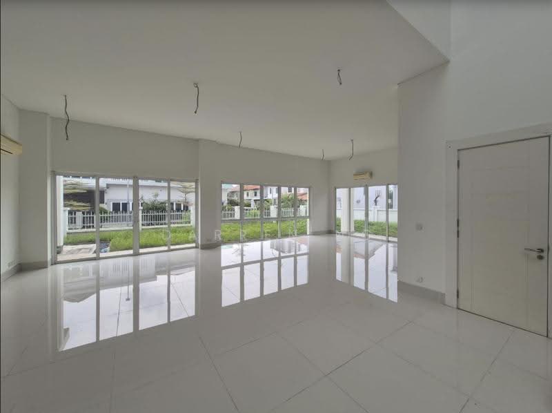 Semi-Detached House for Sale in Temasya Glenmarie (Glenmarie) - Darren Ng - Living Room - PropertyGuru.com.my