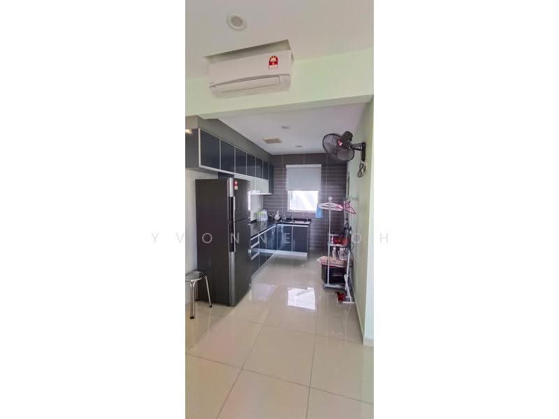 Kondominium untuk Dijual di SummerSkye Residences - Yvonne Loh - Kitchen - PropertyGuru.com.my